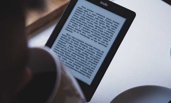 The Rise of E-reading