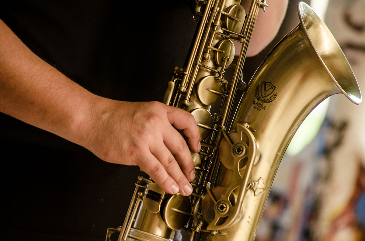 Online Saxophone Lessons: What Is The Best Saxophone Course You Can Enrol In?