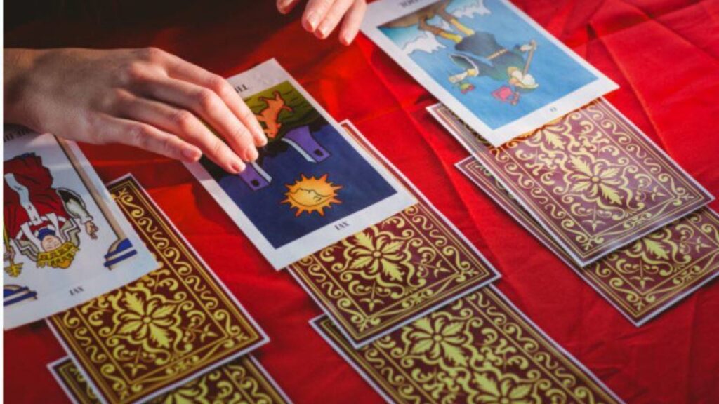 All Need To Know About Tarot Card Readers Online