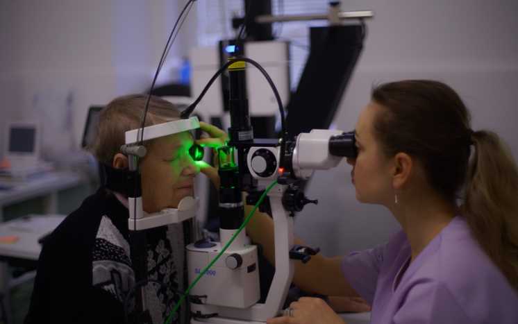What is a full eye examination?