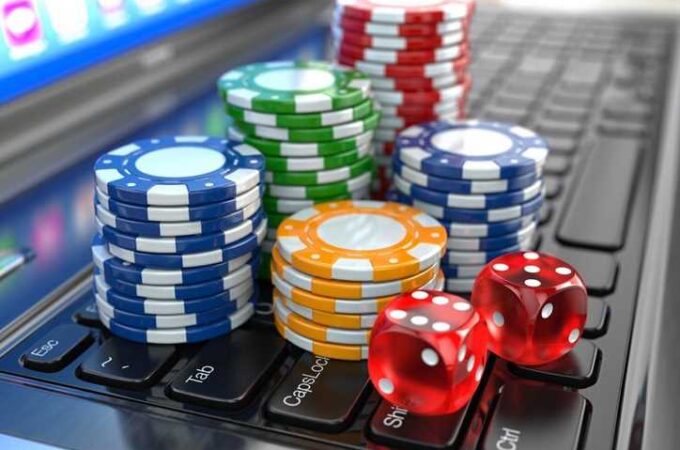 Five Essential Tips Cum Strategies to Maximize Winning Chances in Online Poker