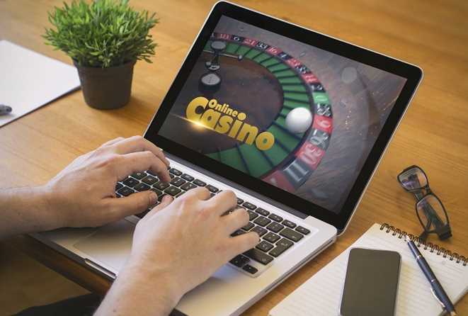 Pros and cons of playing in online live casinos