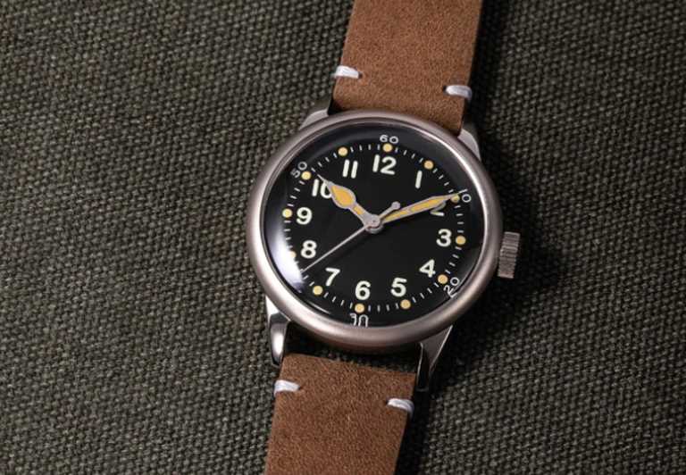 https://edumanias.com/fashion/why-do-military-wear-watches-inside-the-wrist/