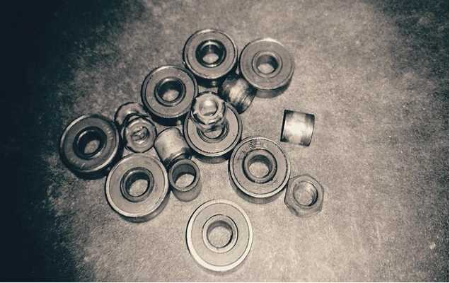 How to clean bearings with household items easily