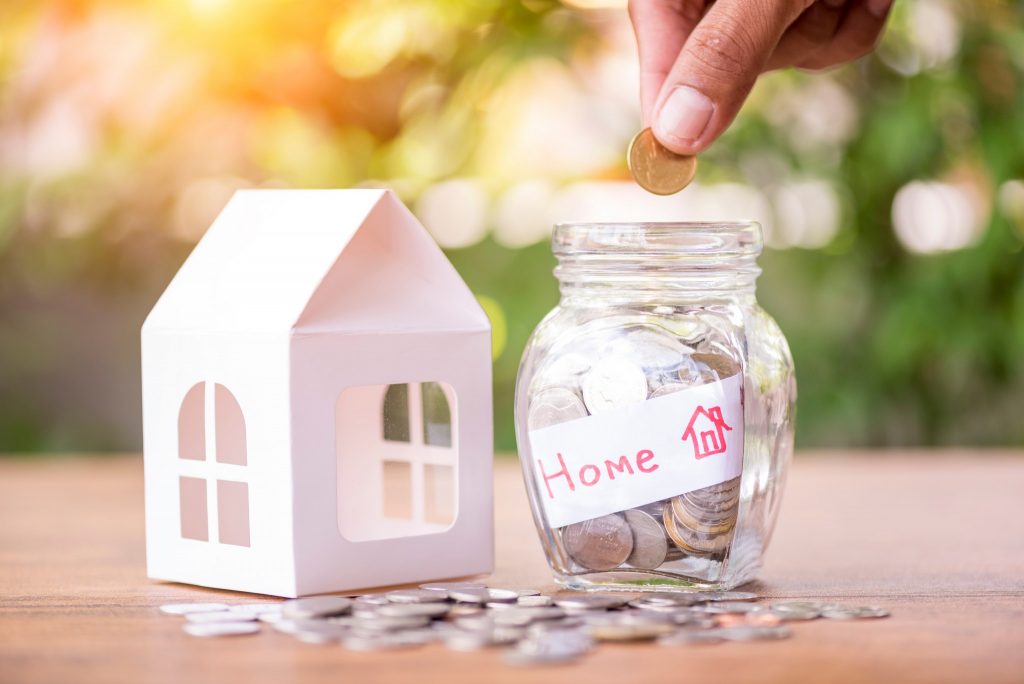 Easy Ways for New Homeowners to Save Money in the Mid and Long Term