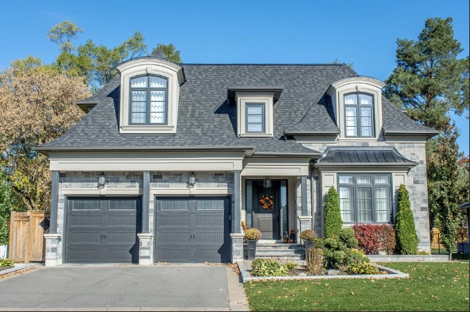 How Do People Choose the Right Exterior Colour for Their Home?