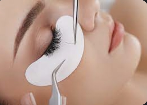 The Top Lash Extension Courses to Take in 2023