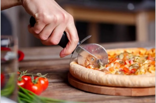 How to Cut a Pizza into 10 Slices