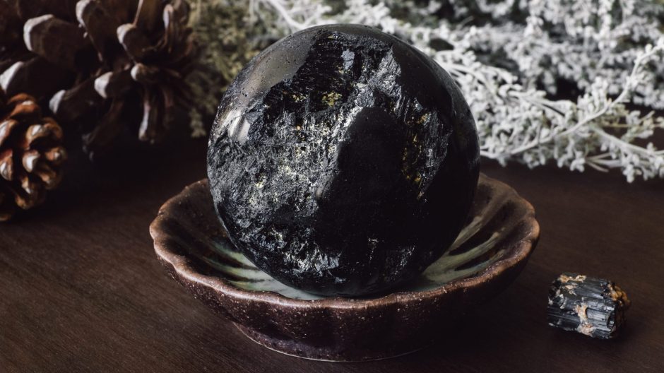 Identifying Those Benefiting from Black Tourmaline Stone